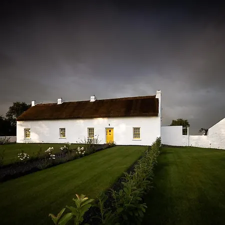 Katie'S Cottage Bellaghy Exterior photo