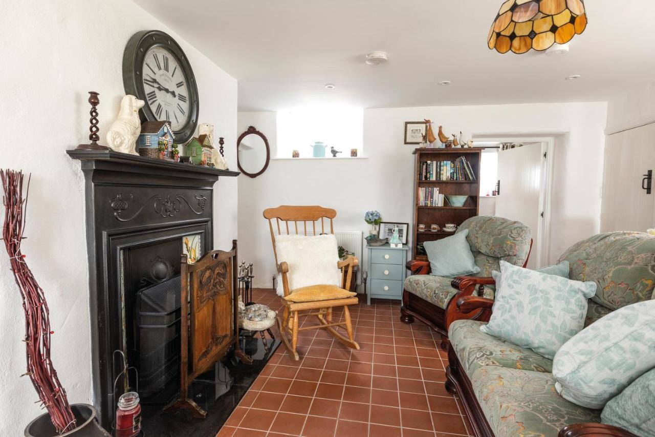 Holiday home Katie's